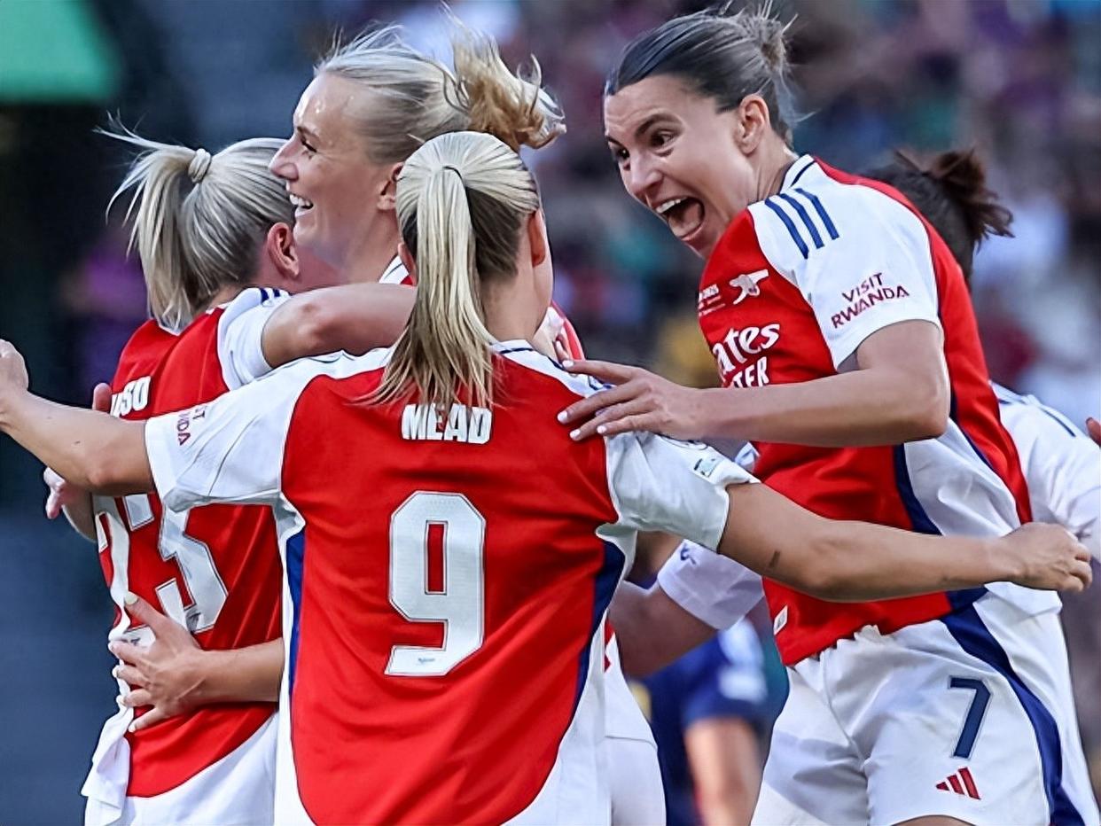 开云中国官网APP-阿森纳观众热烈欢呼！，西亚卡姆迎来五赛季出色发挥比赛高潮迭起的简单介绍