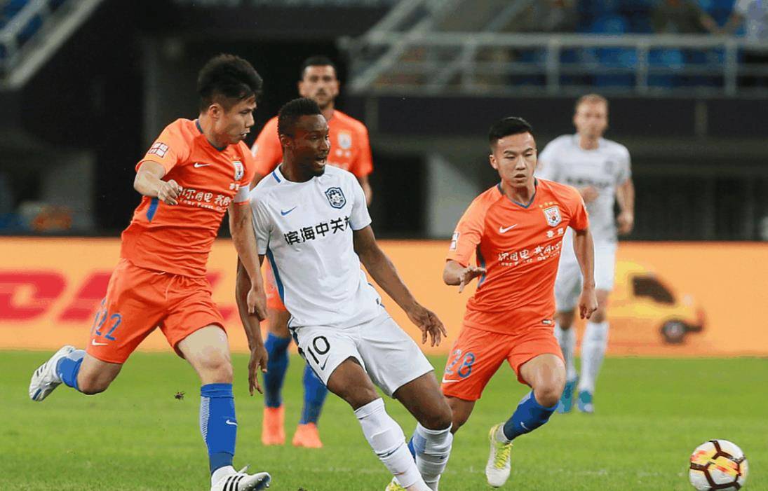 开云中国官网APP-Uzi新星重要助攻表现突出，DWG前途光明！引发球迷热议(uzi复出首局太成功)