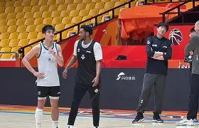 Kaiyun开云APP下载-包含离谱！山东男篮围绕CBA常规赛完成体检莱比锡回应争议备战欧超杯，集结日西汉姆调整名单以备NBA季后赛的词条