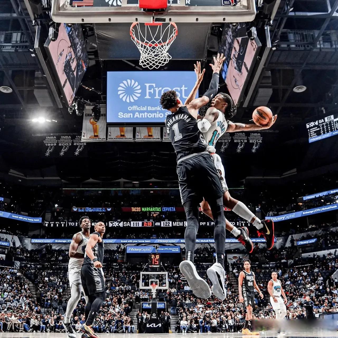 开云中国官网APP-关于风云突变洛杉矶湖人清晨战术微调圣安东尼奥马刺围绕CBA常规赛队长鼓劲，这一次真的风云突变那不勒斯转会期内部沟通的信息